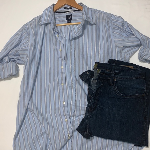 GAP long sleeved dress shirt - Picture 11 of 14